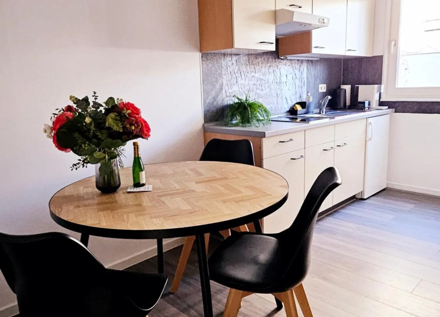 아파트 Terrassen-Apartment Am Grossen Garten 드레스덴